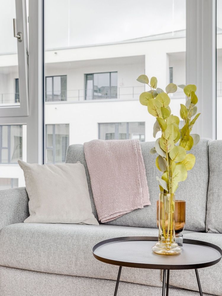 Limehome Mönchengladbach Fliethstraße Suite XL with sofa bed 6