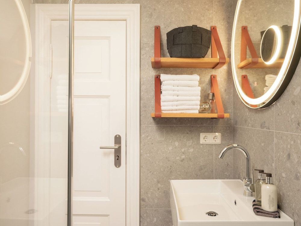 ​​​​​​​OSTKÜSTE - Villa Groth Design Apartments Deluxe 2-Bedroom Apartment - No. 8 10