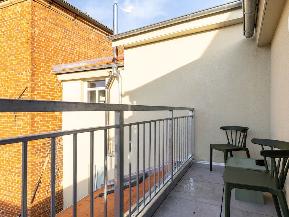 Limehome Bayreuth Spitalgasse Two-Bedroom Duplex Suite with Balcony 7