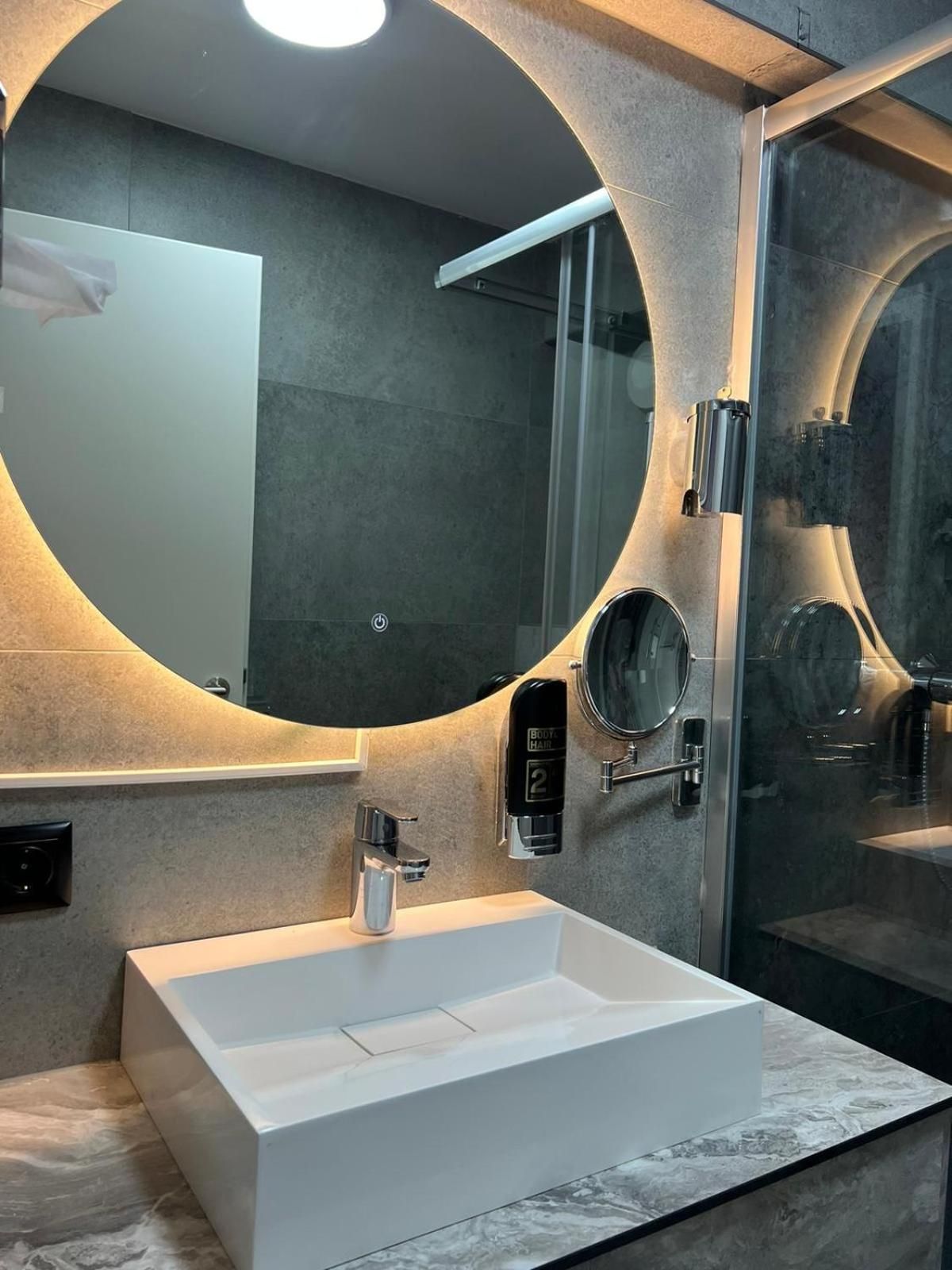 Hotel Harmshof Bispingen Deluxe Single Room with Balcony 3