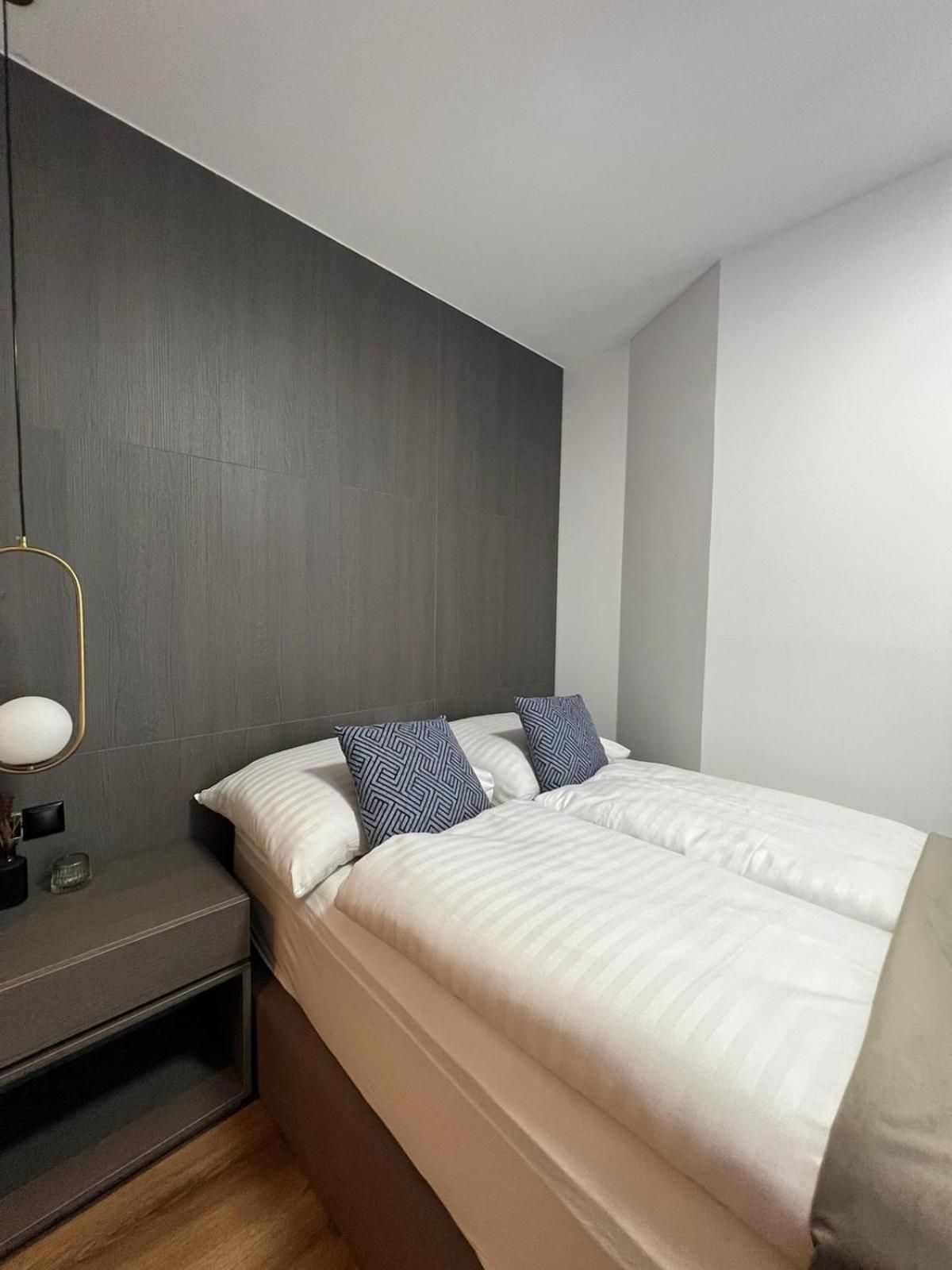 Hotel Harmshof Bispingen Deluxe Single Room with Balcony 2