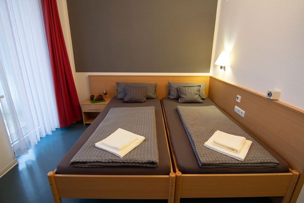 Standard Room, 2 Twin Beds