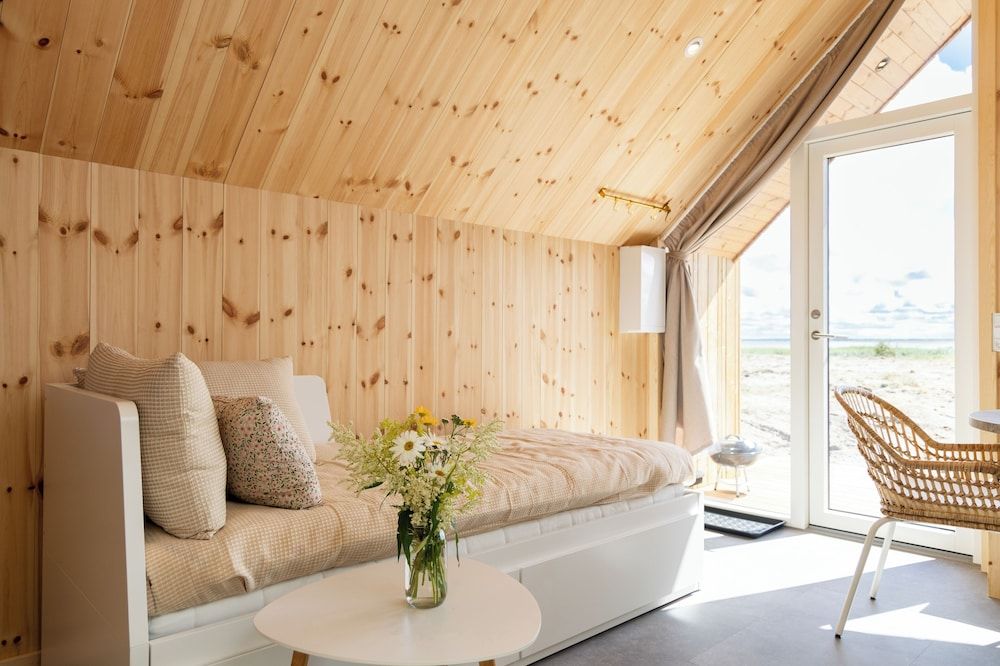 Bilberghus - Beyond Bed & Breakfast Superior Bungalow, Lake View 2