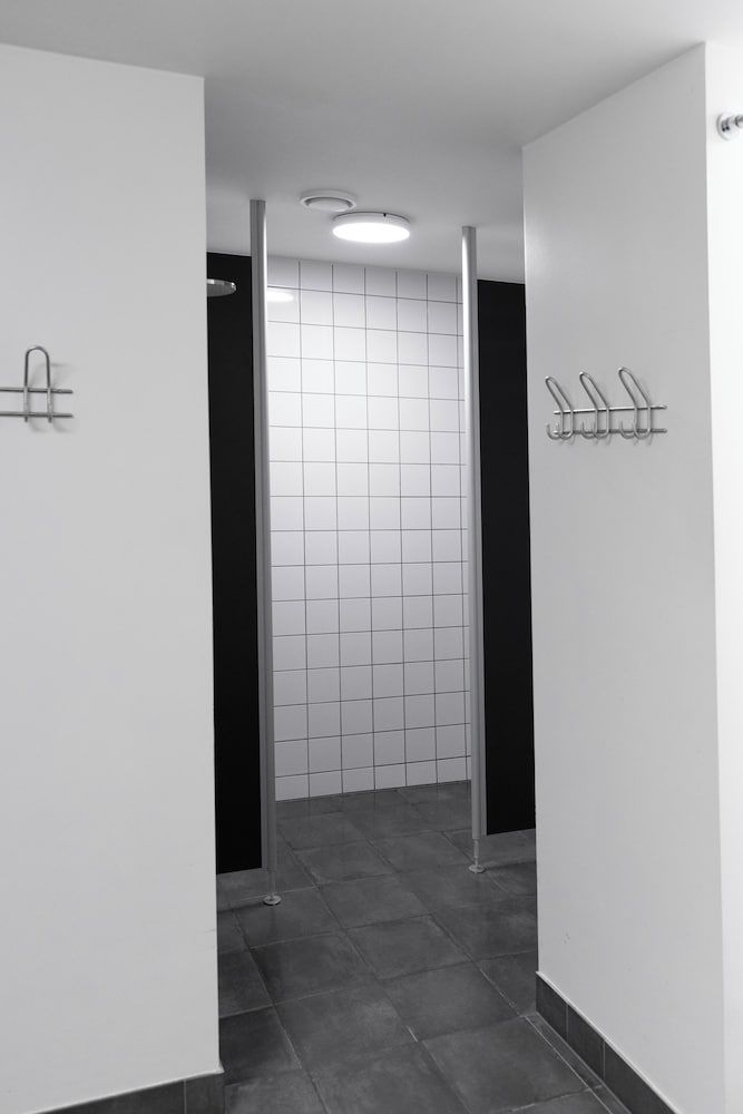 Robertas Society Dreamboks Private Upper Bunk Bed (excl. linen/locker) 3