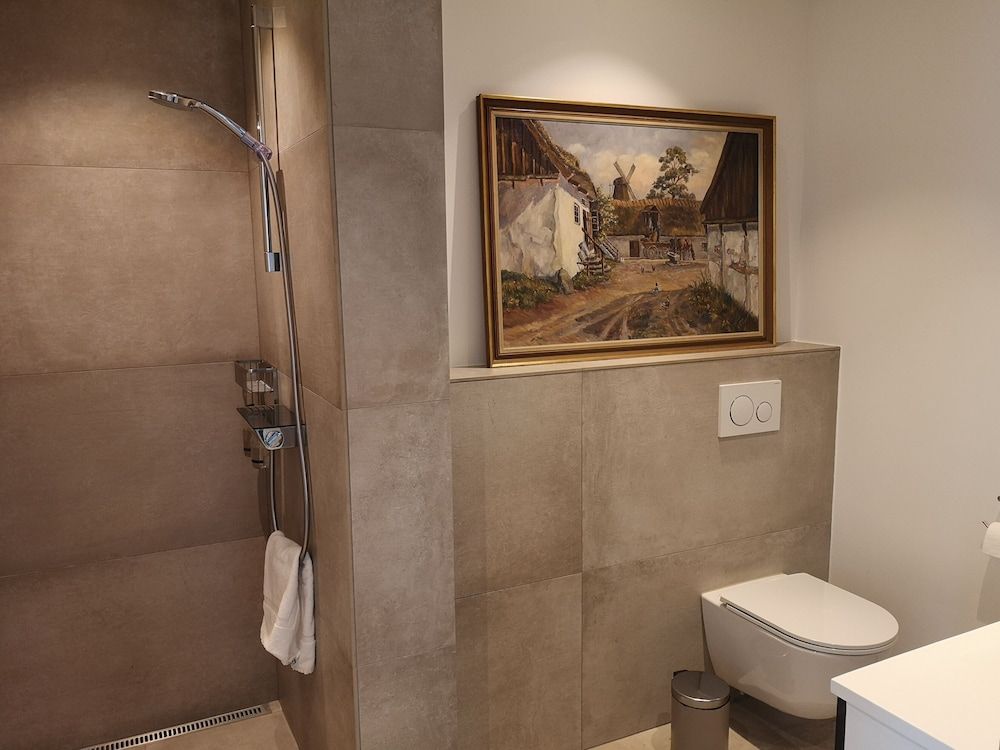 Westergaards Hotel Classic Double Room, City View 3