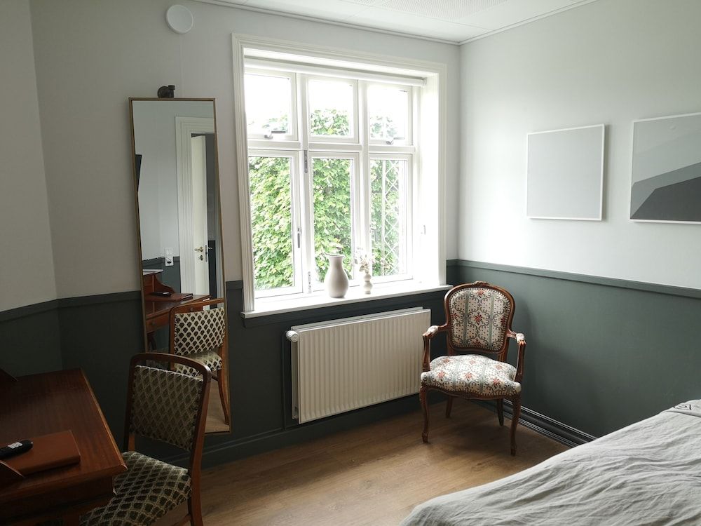 Westergaards Hotel Classic Double Room, City View 8