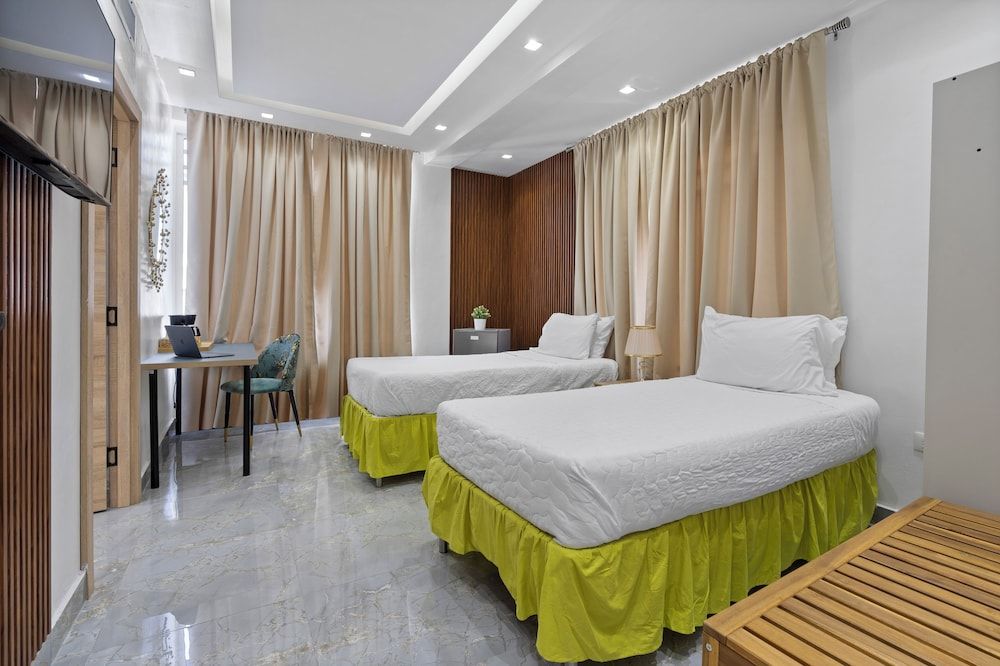 Hotel Vista Caribe Azua Family Room 4