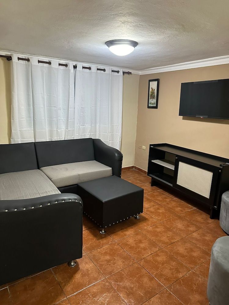 El Cayuco Restaurant apart Hotel Family Twin Room 4