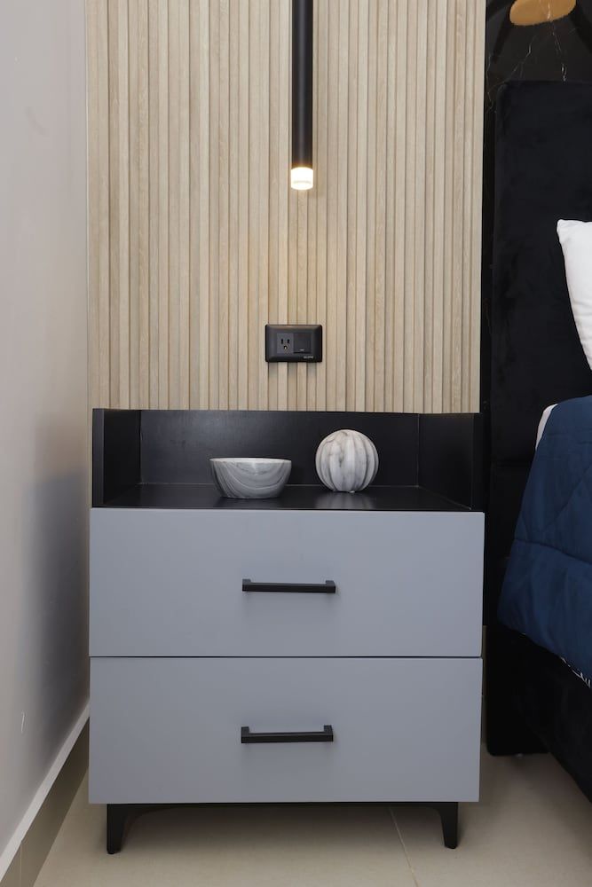 Dream Stay - Pool & Gym - 10min Airport & Homs Apartment, 3 Bedrooms, Smoking, Balcony 35