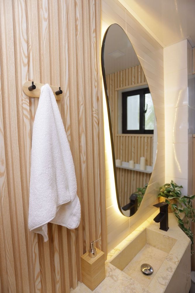 Dream Stay - Pool & Gym - 10min Airport & Homs Apartment, 3 Bedrooms, Smoking, Balcony 29