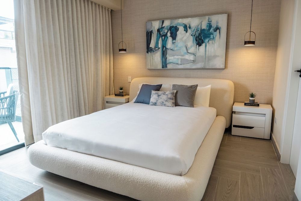 One Bedroom Standard