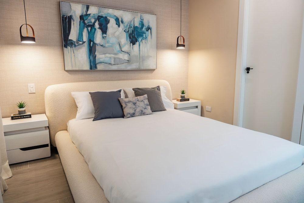 One Bedroom Standard