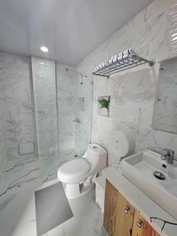 Hotel Gutz Superior Single Room, Balcony, Partial Sea View 6