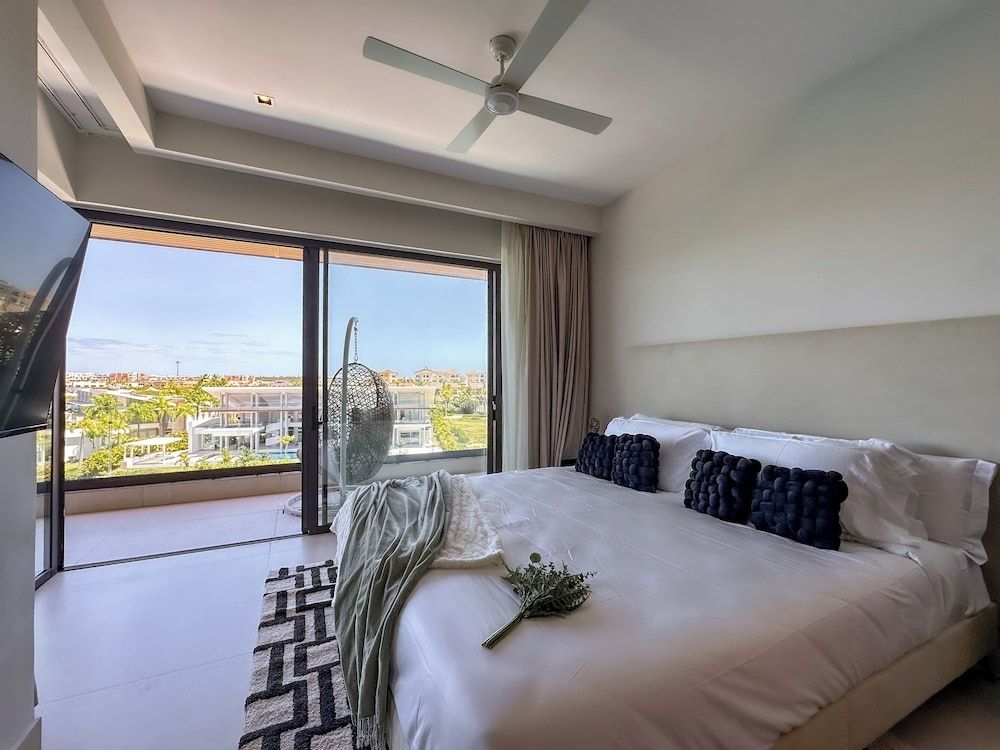 Marina Garden Cap Cana by Beach Homes PC Luxury Penthouse, 3 Bedrooms, Private Pool, Marina View 3