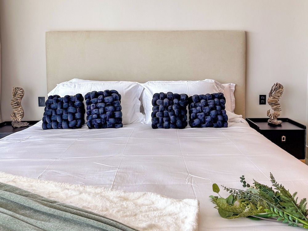 Marina Garden Cap Cana by Beach Homes PC Luxury Penthouse, 3 Bedrooms, Private Pool, Marina View