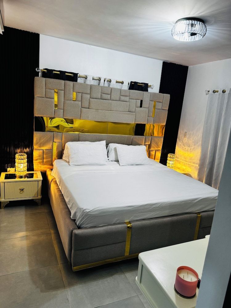 Comfort Apartment, City View