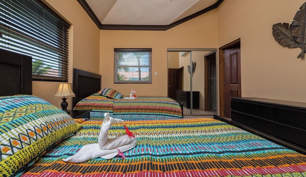 Premium Apartment, 2 Bedrooms, 2 Bathrooms, Pool View