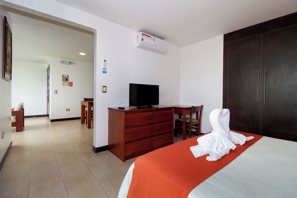 BAY VIEW HOUSE Deluxe Apartment, Private Bathroom, Sea View 2