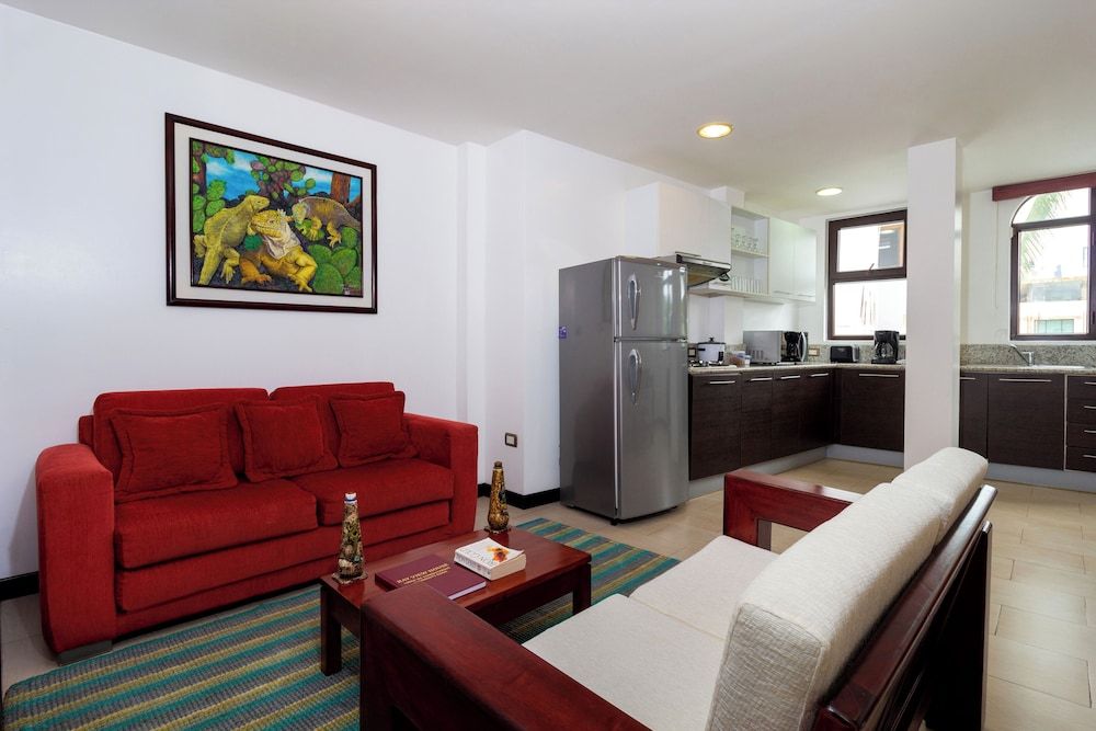 BAY VIEW HOUSE Superior Apartment, Courtyard View 7