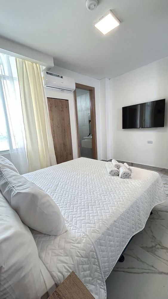 Hotel Presidente Beach Playas Standard Room, 1 Queen Bed 3