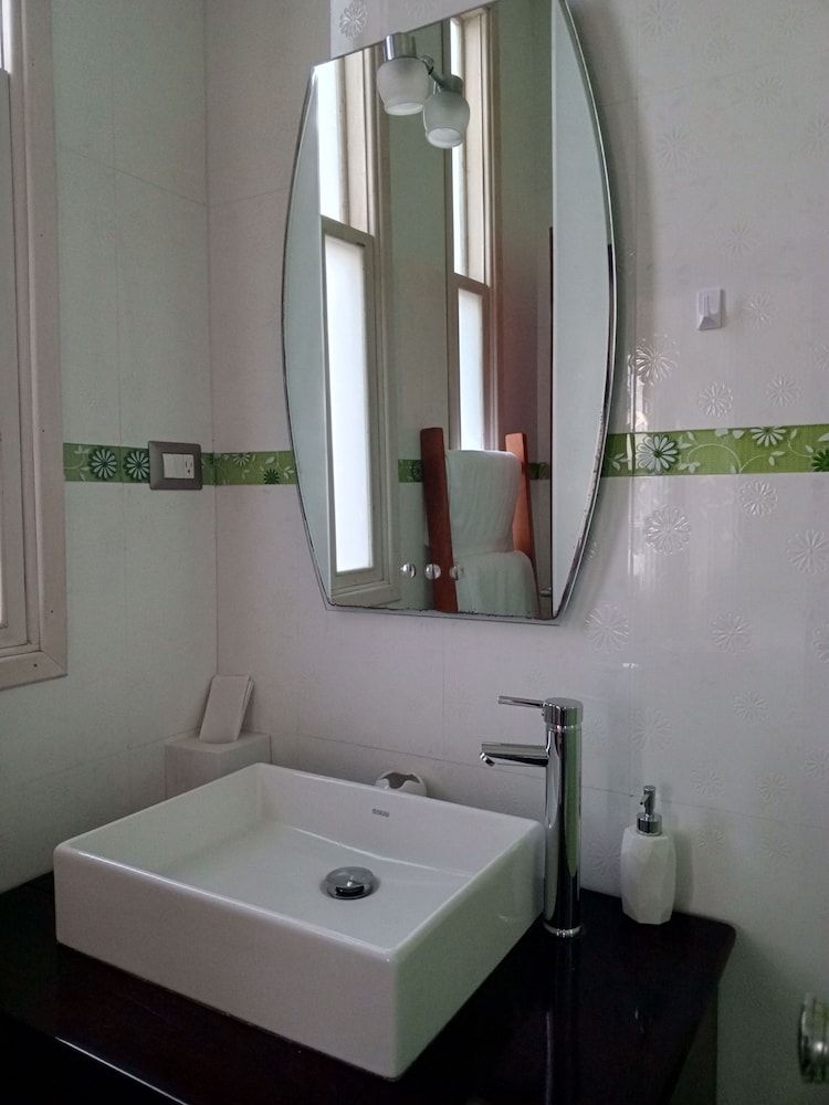 Galapagos Coliving Ecuador Casa Tuna Deluxe Apartment, Balcony, City View 10