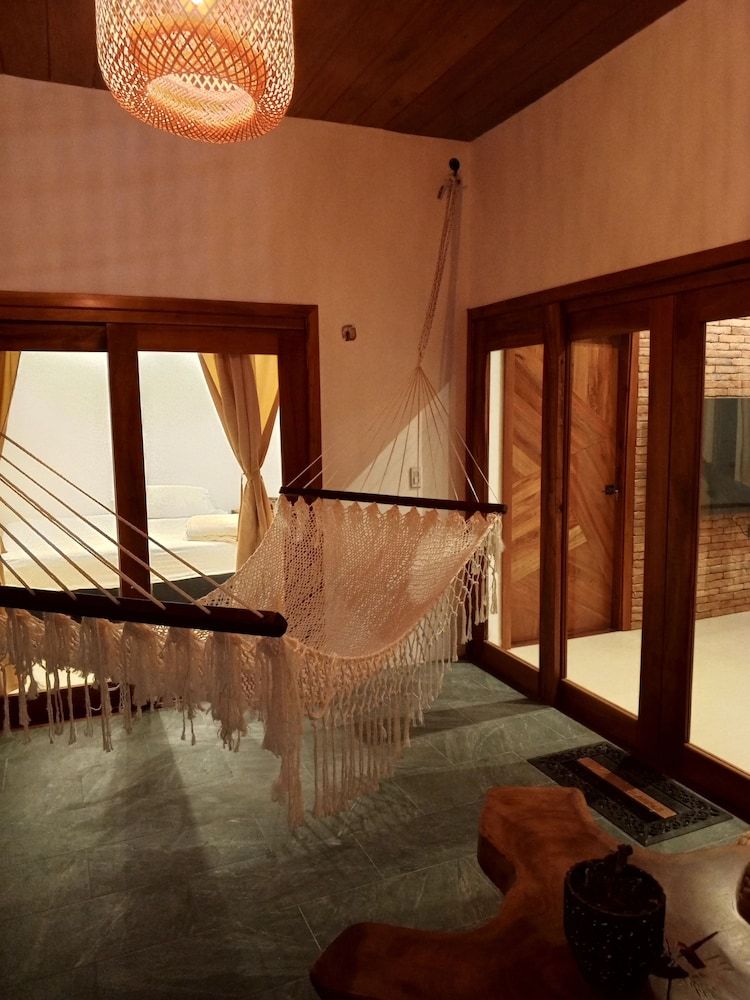 Galapagos Coliving Ecuador Casa Tuna Luxury Apartment, Balcony 6