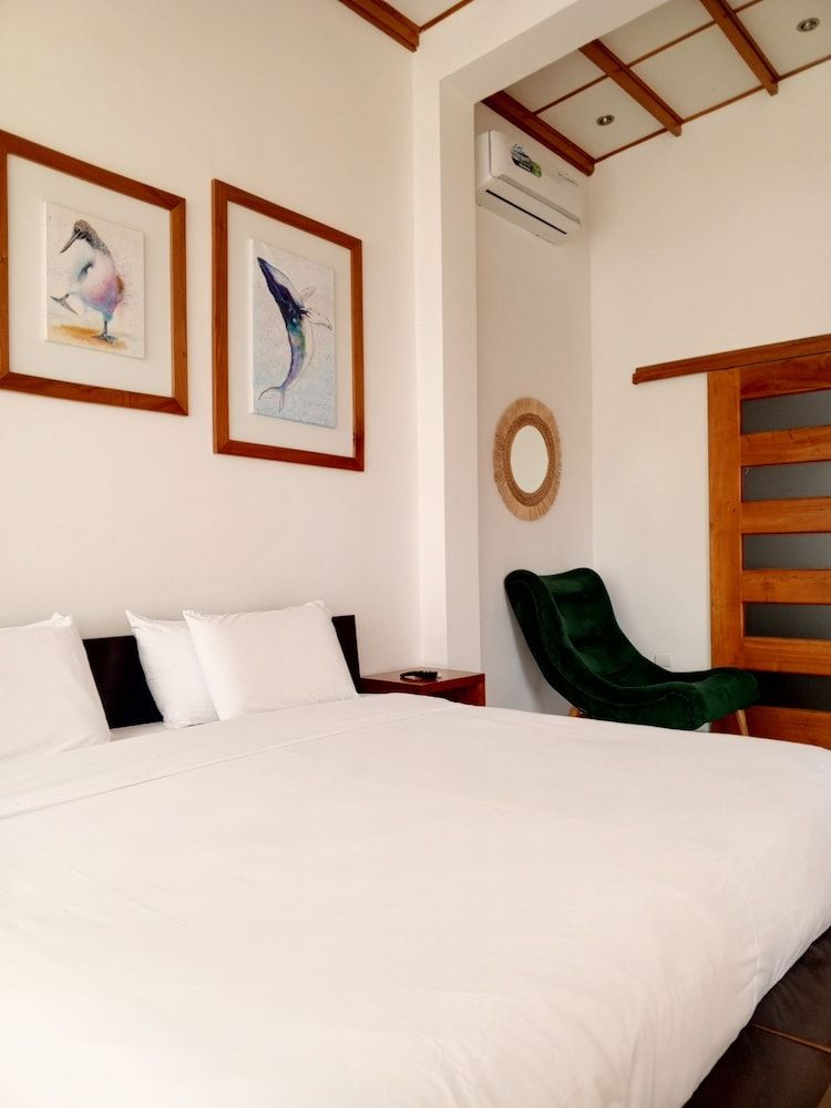 Galapagos Coliving Ecuador Casa Tuna Deluxe Apartment, Balcony, City View 3