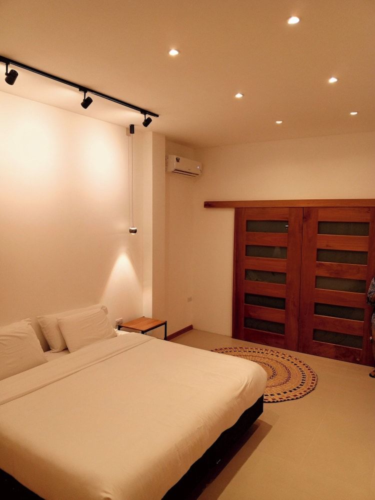 Galapagos Coliving Ecuador Casa Tuna Luxury Apartment, Balcony 11