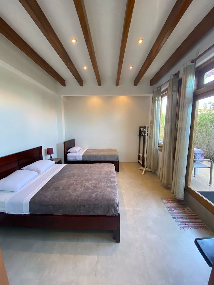 Deluxe Double Room, Garden View