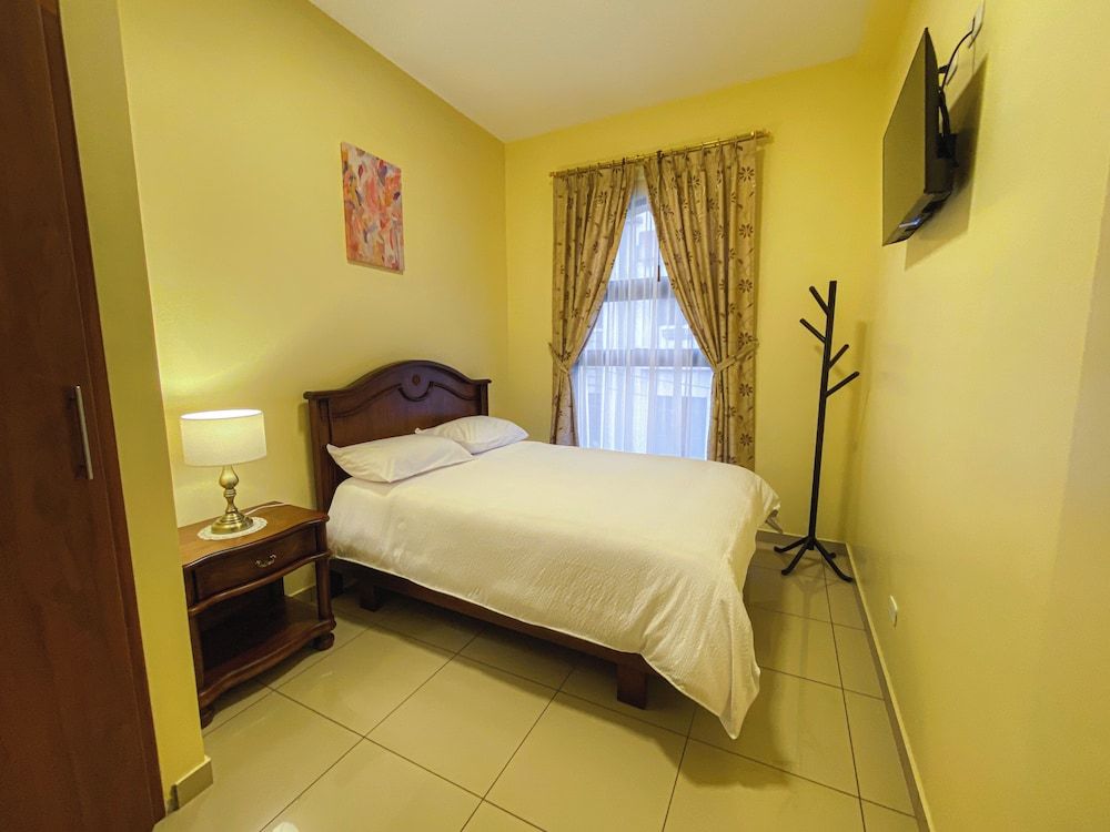 Gran Hotel Rex Family Room, City View