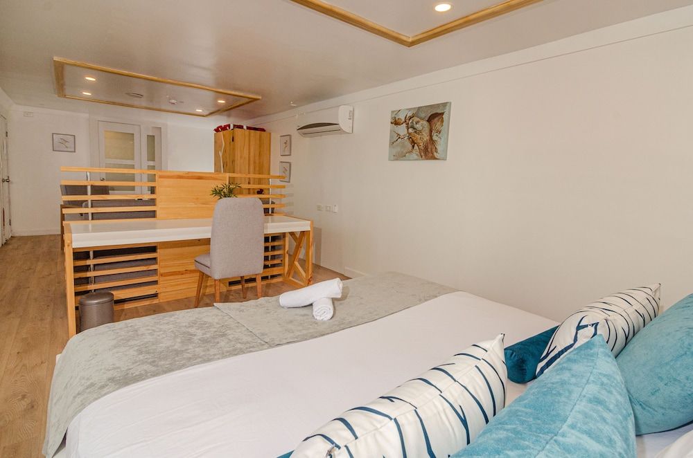 Galapagos Sea Star Deluxe Cabin, Ocean View