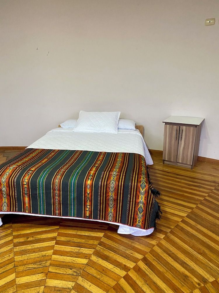 Hotel Chasky Cuenca Family Triple Room, City View 4