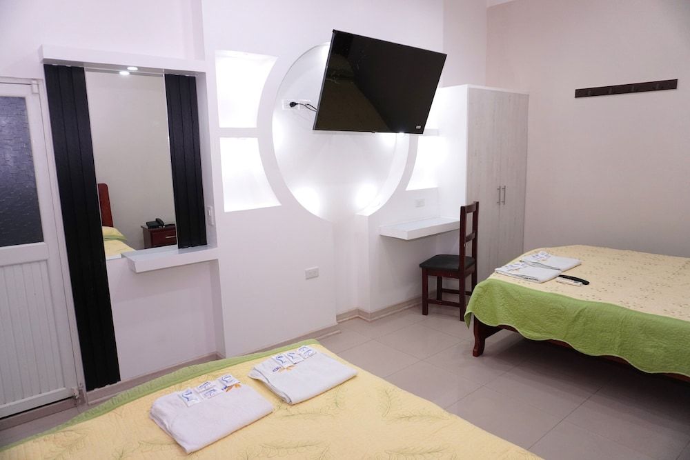 Hotel SMIR Deluxe Double Room, 2 Queen Beds 2