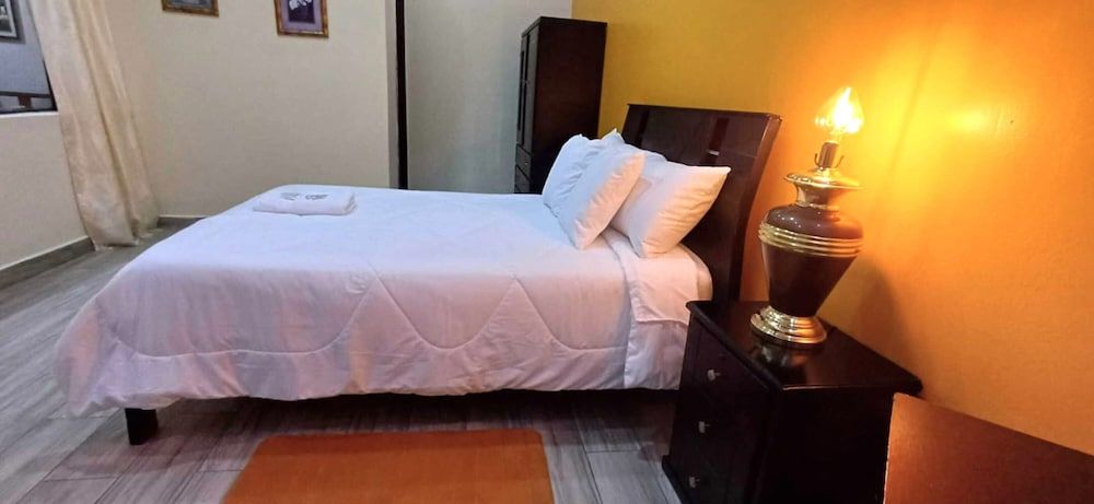 Back Packer Comfort Room, Garden View 2