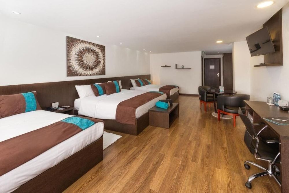 Hotel Valgus Standard Triple Room, 1 Bedroom, Ensuite, City View 3