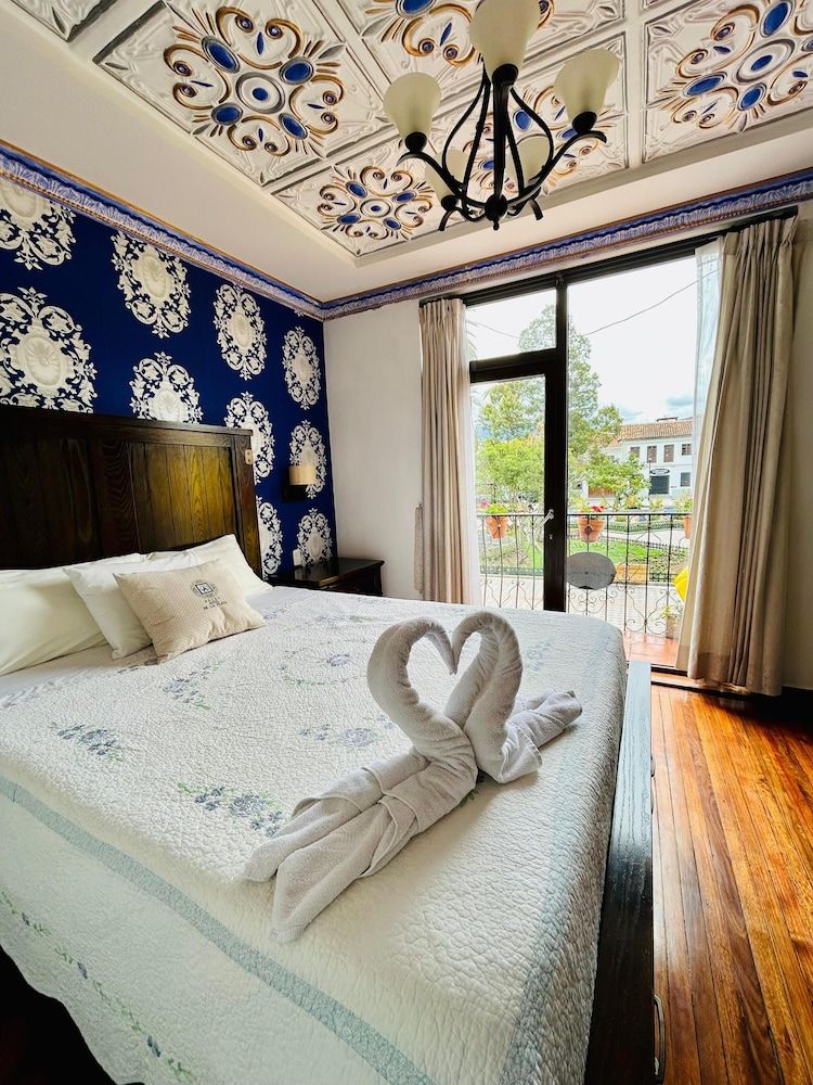 Hotel Azul de la Plaza Romantic Room 6