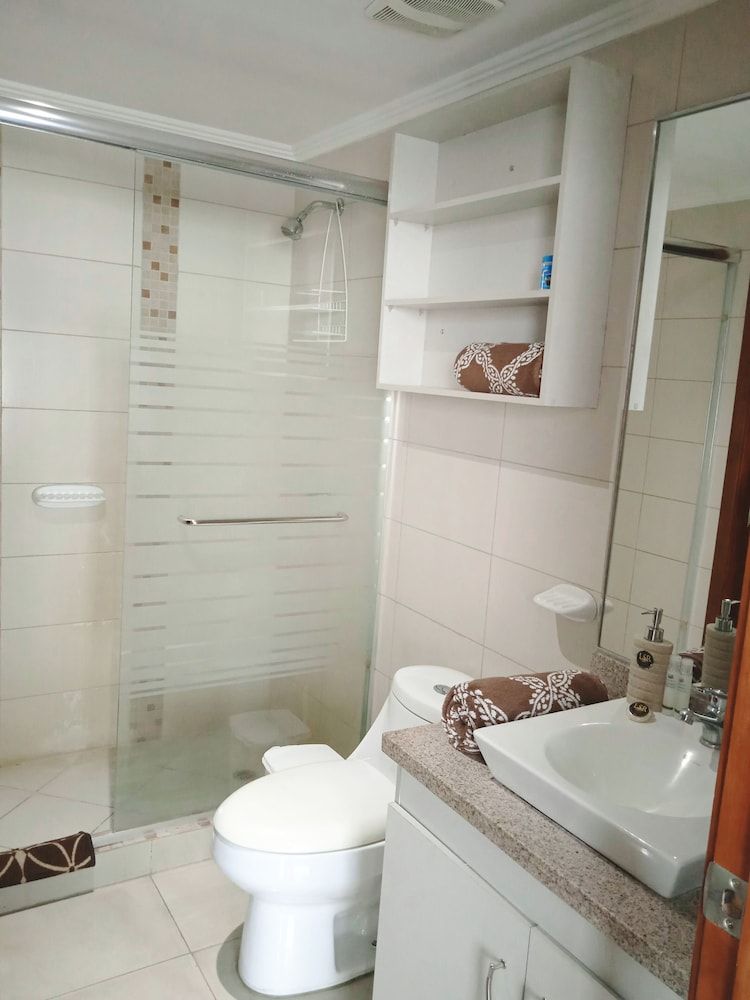 Luxury Suites Riverfront GYE Family Apartment, 2 Bedrooms, River View, Ground Floor (2 Bedrooms with 3 Beds) 3