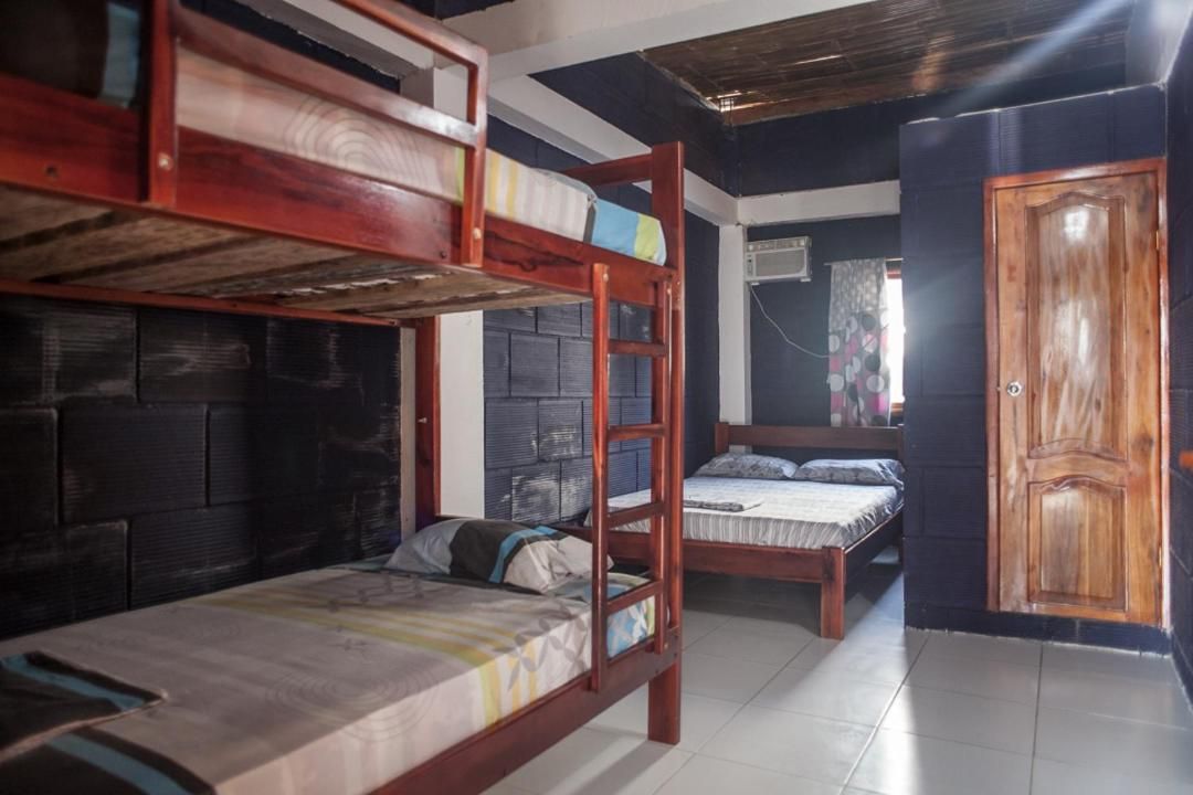 Quadruple Room with Private Bathroom
