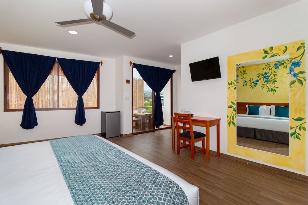 Plaza Luna Suites Superior Double Room 5