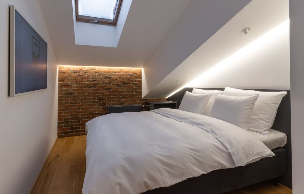 Dunten Hotel Classic Double Room 2