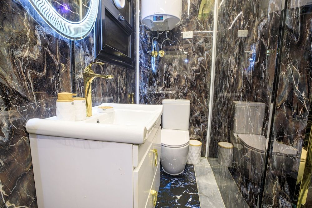 Piccolo Mondo Botique Hotel Deluxe Triple Room 5