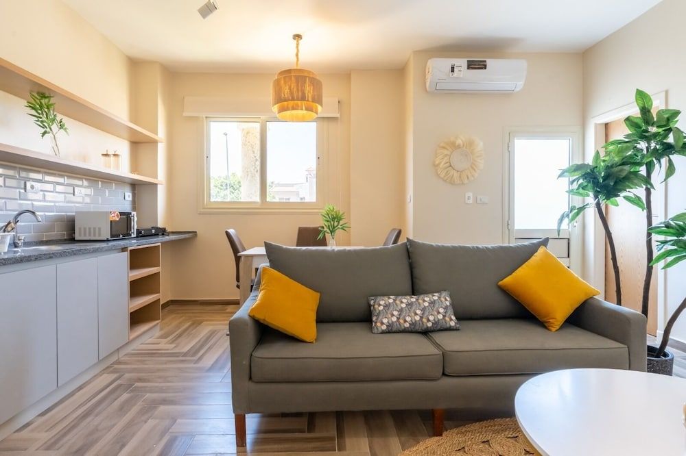 Bird Nest Near Arkan Plaza Apartment 5