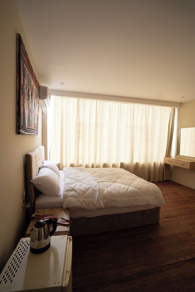 King of Pharaohs Pyramids View Economy Double or Twin Room 9