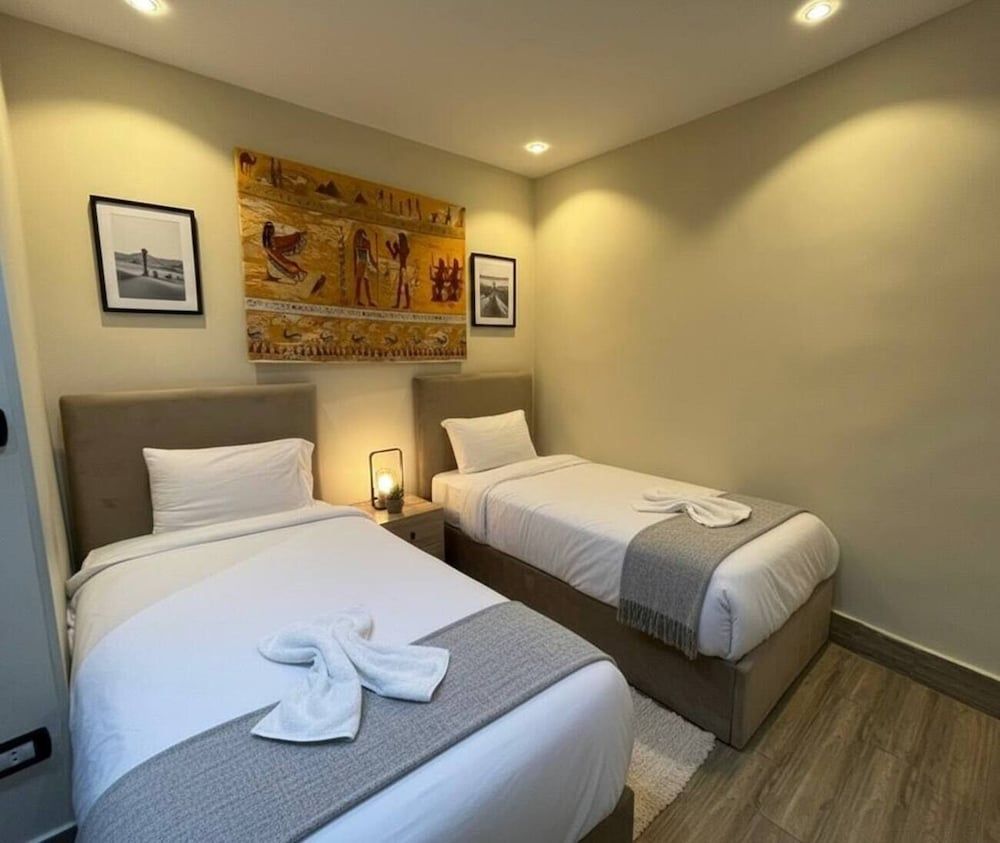 King of Pharaohs Pyramids View Economy Double or Twin Room 28