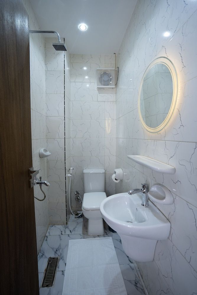 King of Pharaohs Pyramids View Economy Double or Twin Room 29