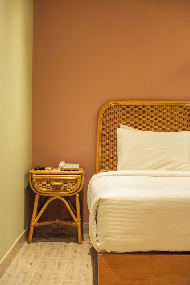 Jimmy Pyramids Hotel