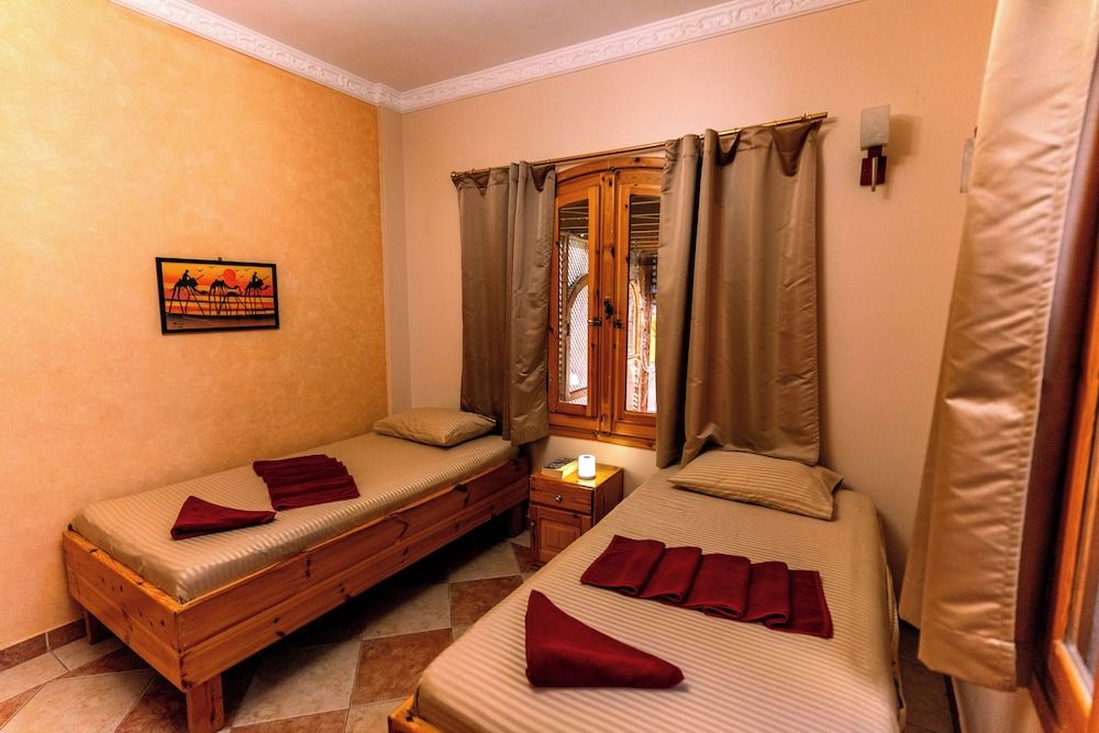Villa, Multiple Bedrooms, Smoking, Balcony