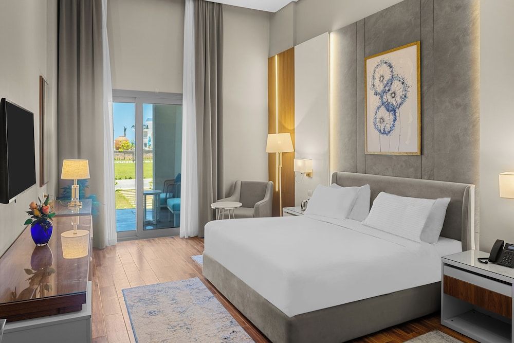 Apartment, 2 Bedrooms, Pool View