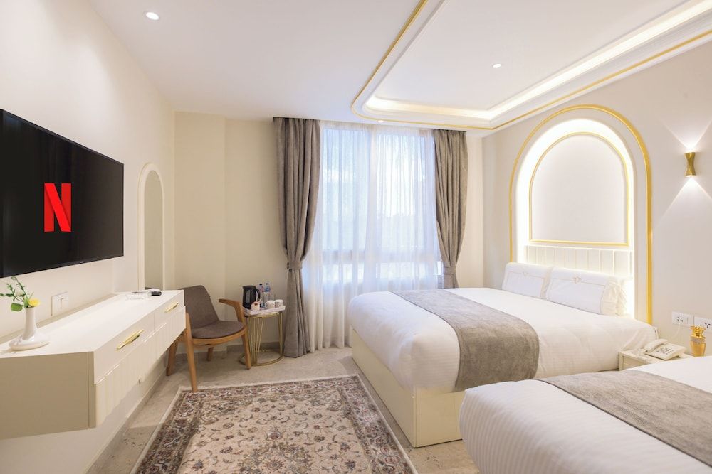 Pyramids Plateau Hotel Deluxe Twin Room, Mountain View 2