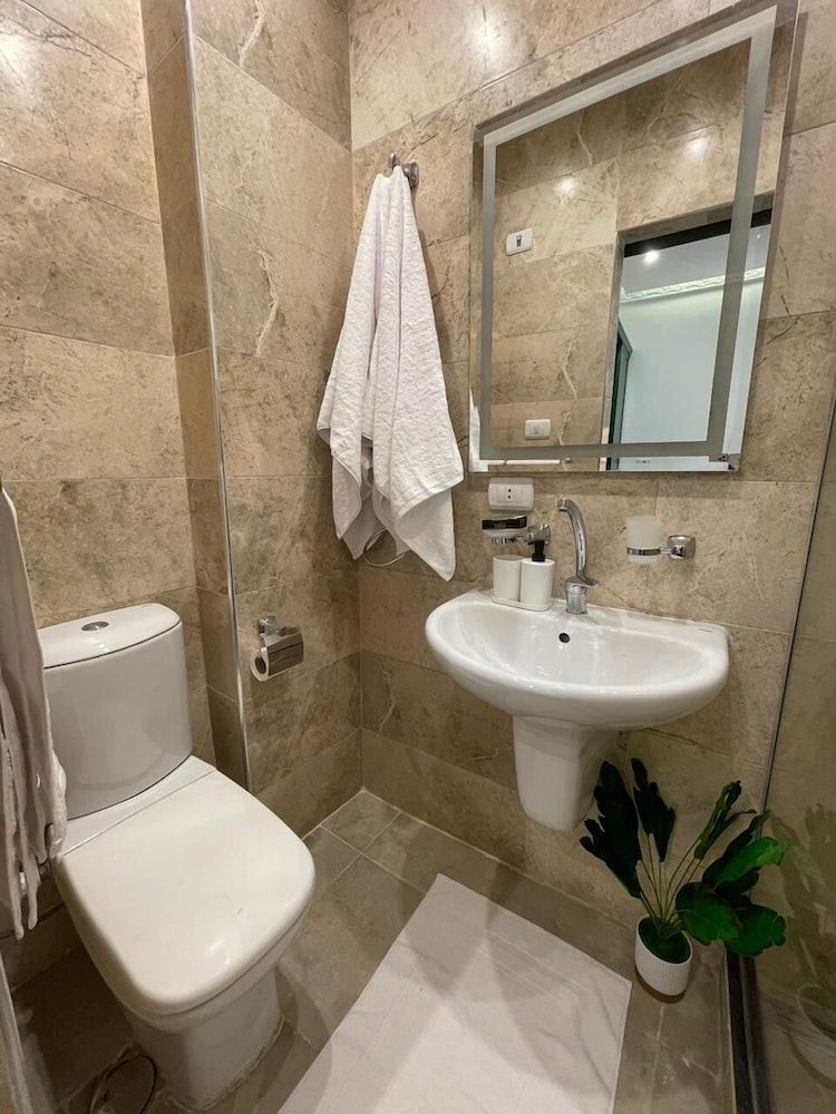 Danda Moon Pyramids Hotel Deluxe Double Room, 1 King Bed, Kitchenette, Desert View 6